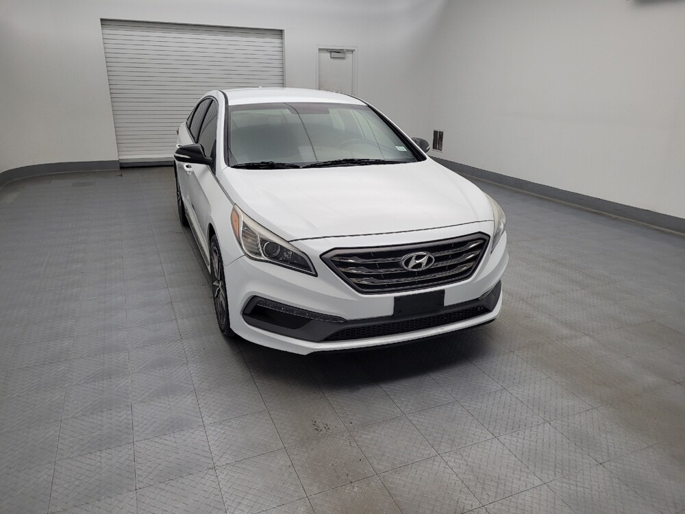 2017 Hyundai Sonata in Maple Heights, OH 44137 - 18095108 14