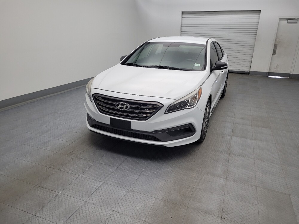 2017 Hyundai Sonata in Maple Heights, OH 44137 - 18095108 15