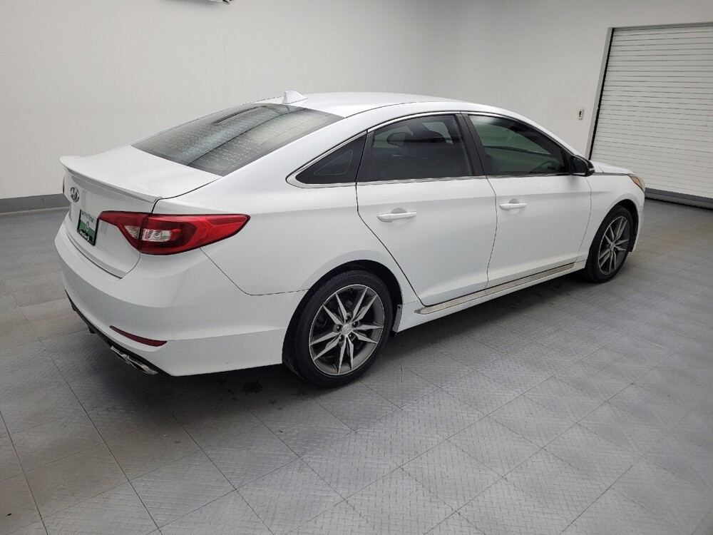 2017 Hyundai Sonata in Maple Heights, OH 44137 - 18095108 10