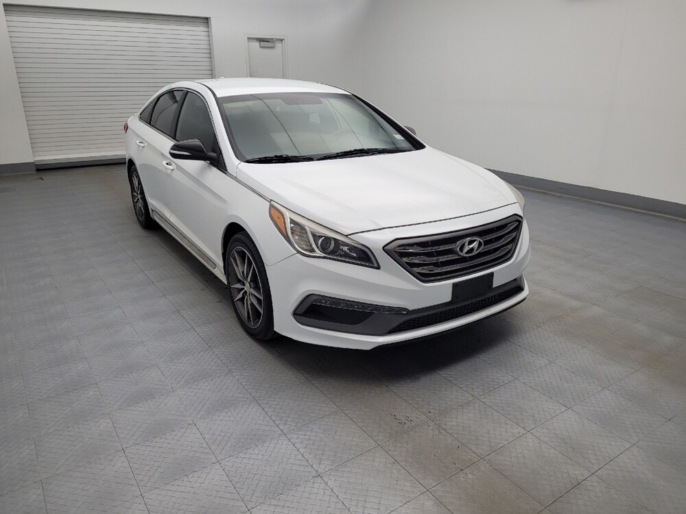 2017 Hyundai Sonata in Maple Heights, OH 44137 - 18095108 13