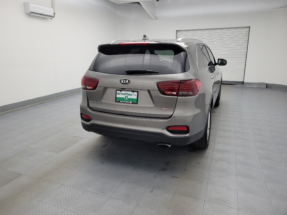 2019 Kia Sorento in Maple Heights, OH 44137 - 18095109 7