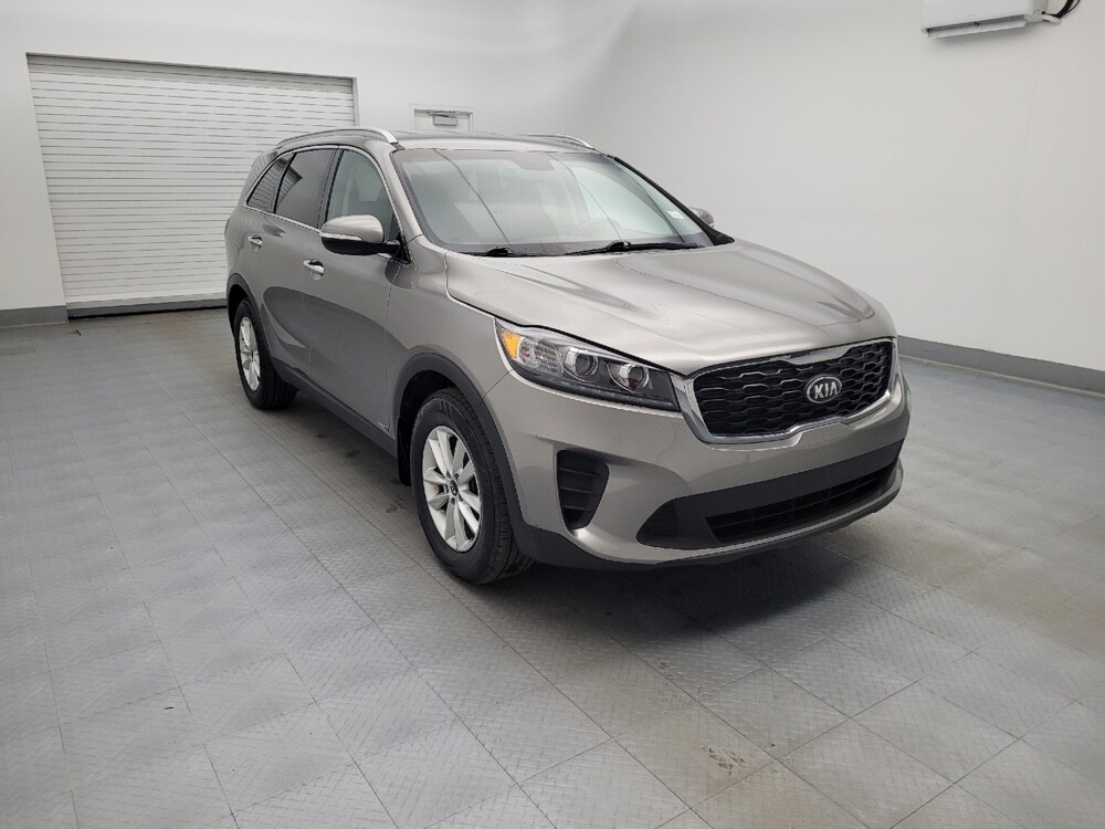2019 Kia Sorento in Maple Heights, OH 44137 - 18095109 13
