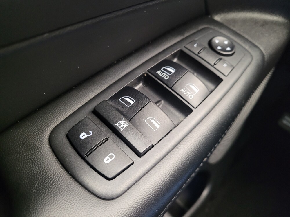 2018 Jeep Grand Cherokee in Maple Heights, OH 44137 - 18095110 27