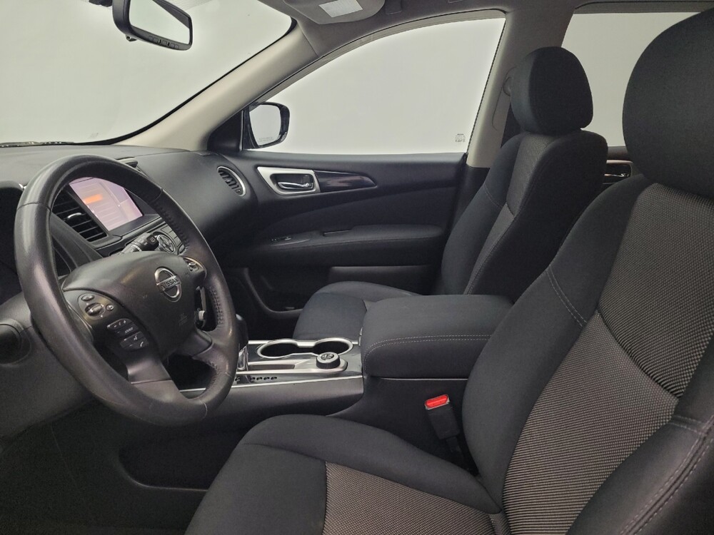 2017 Nissan Pathfinder in Maple Heights, OH 44137 - 18095112 17