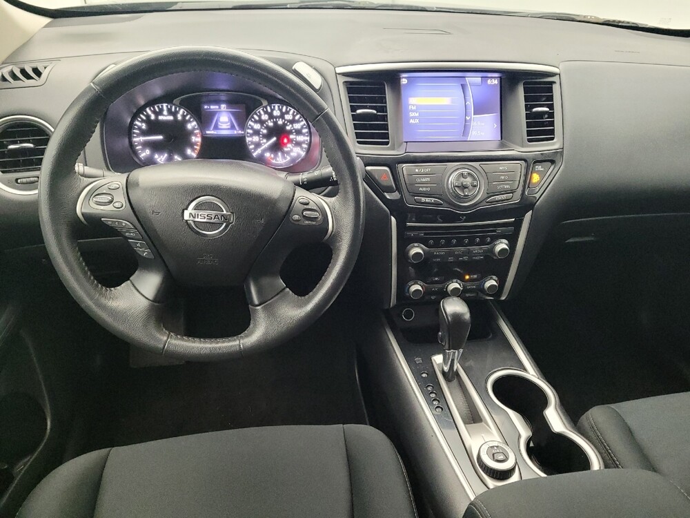 2017 Nissan Pathfinder in Maple Heights, OH 44137 - 18095112 22