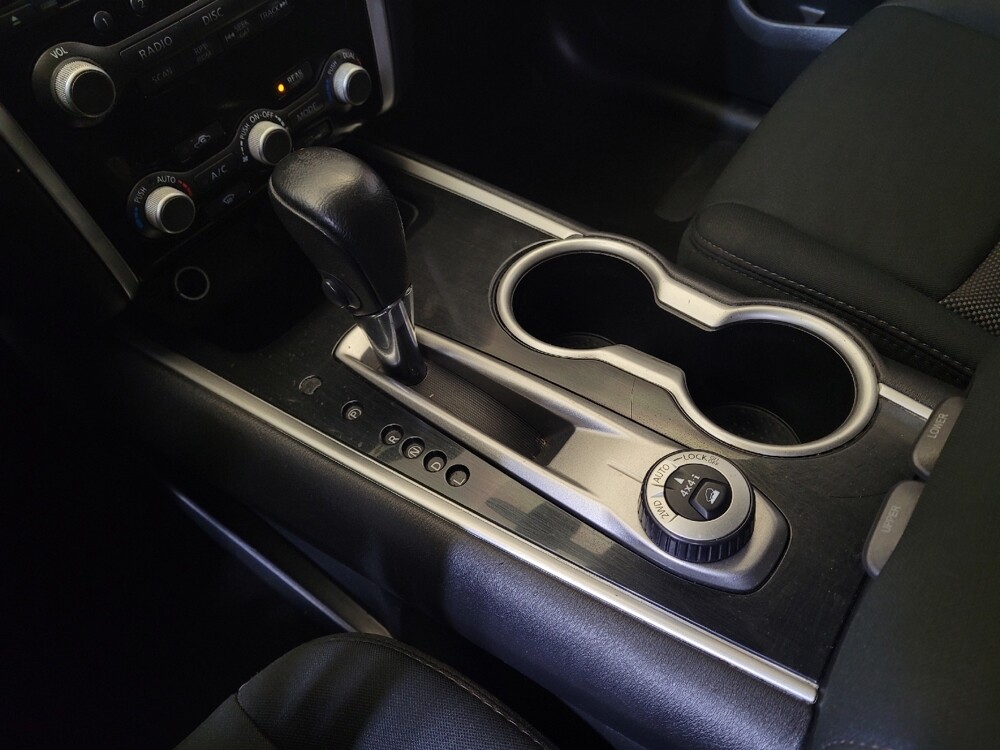 2017 Nissan Pathfinder in Maple Heights, OH 44137 - 18095112 26