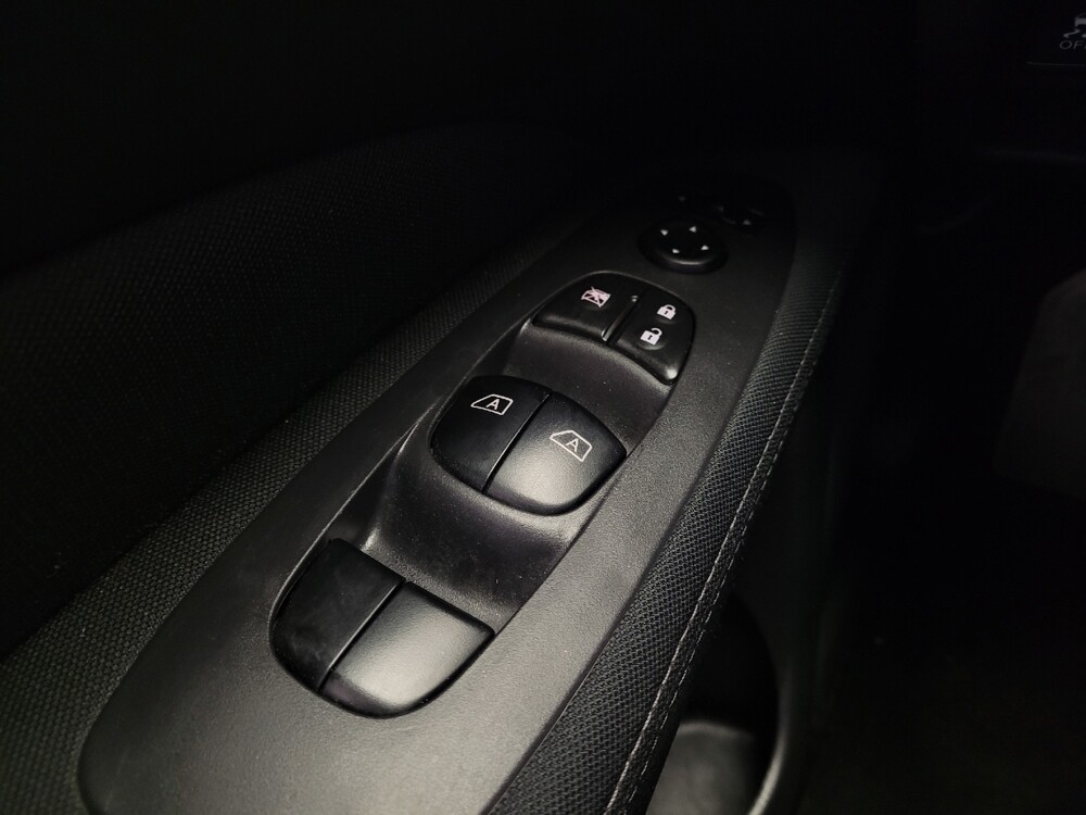 2017 Nissan Pathfinder in Maple Heights, OH 44137 - 18095112 27