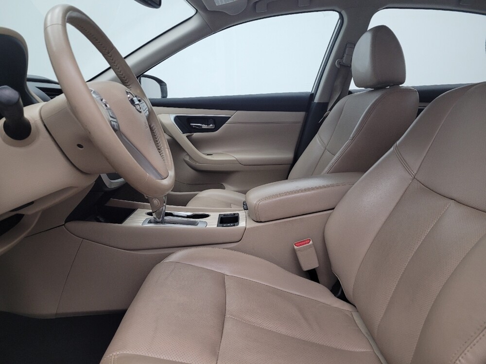 2017 Nissan Altima in Maple Heights, OH 44137 - 18095115 17