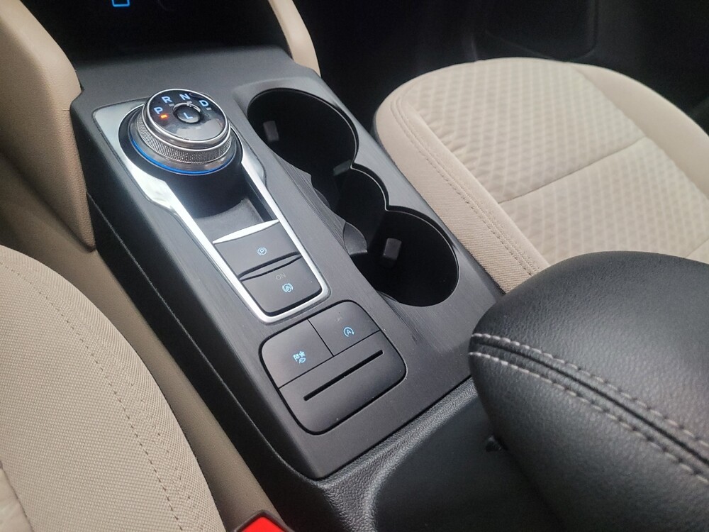 2021 Ford Escape in Fresno, CA 93726 - 18095116 26