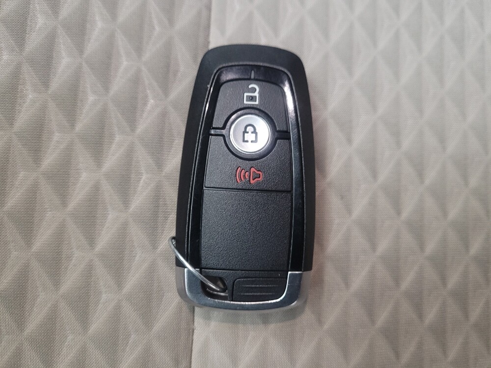 2021 Ford Escape in Fresno, CA 93726 - 18095116 32