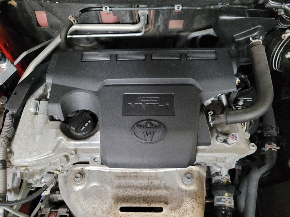 2017 Toyota RAV4 in Pittsburgh, PA 15237 - 18095127 30