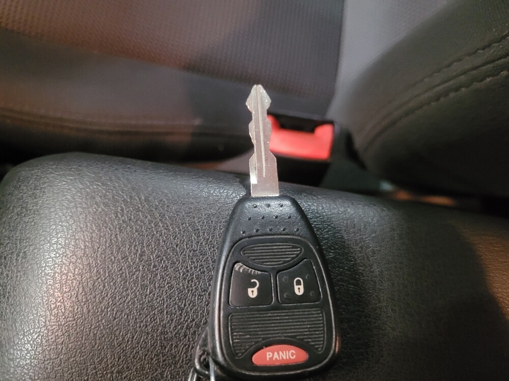 2017 Jeep Patriot in Allentown, PA 18103 - 18095128 32