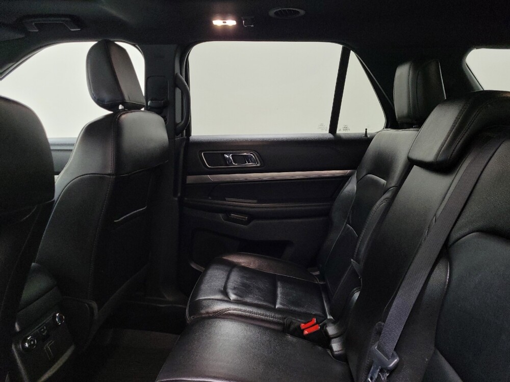 2018 Ford Explorer in Allentown, PA 18103 - 18095130 18