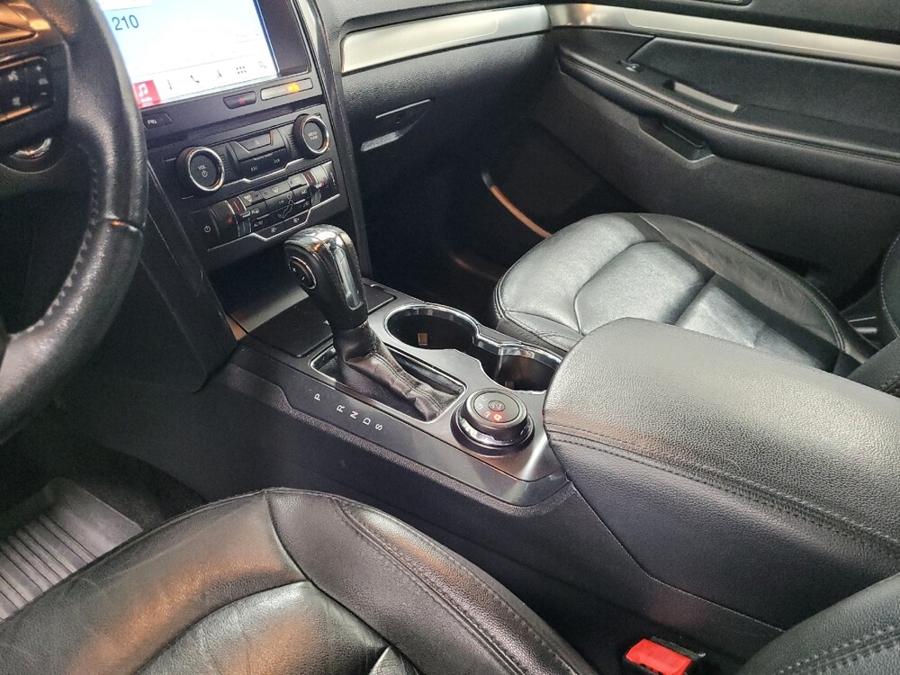 2018 Ford Explorer in Allentown, PA 18103 - 18095130 26