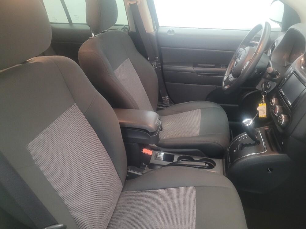 2013 Jeep Compass in Plymouth Meeting, PA 19462 - 18095131 21