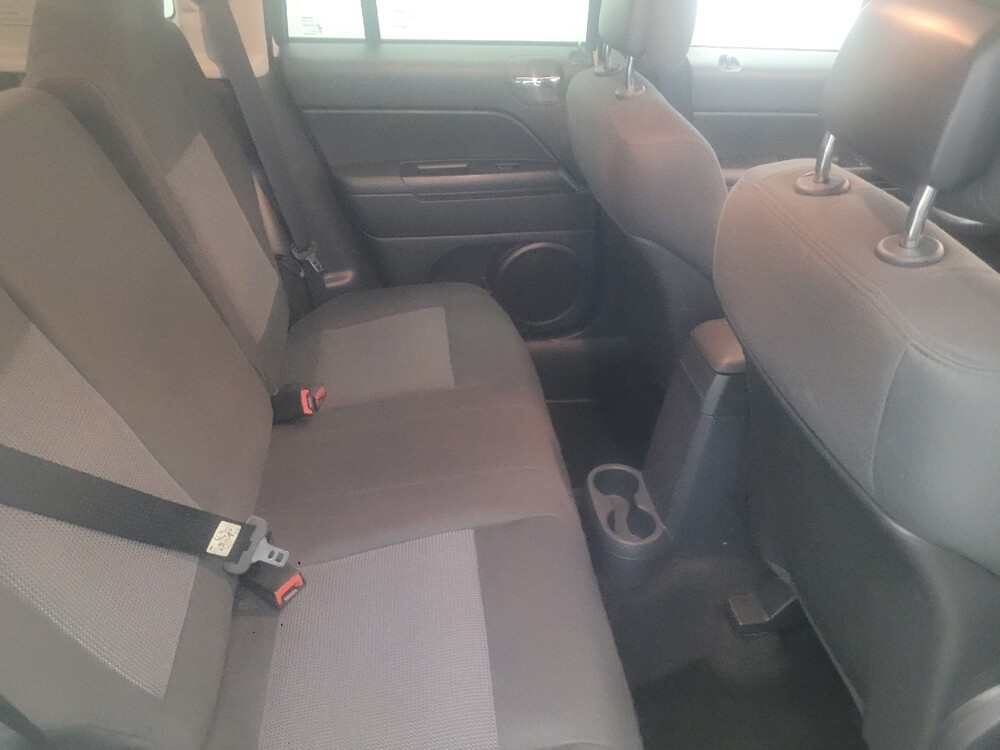 2013 Jeep Compass in Plymouth Meeting, PA 19462 - 18095131 19