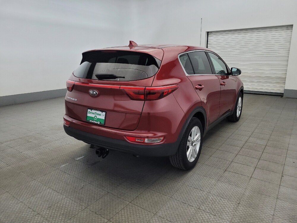 2018 Kia Sportage in Allentown, PA 18103 - 18095132 9