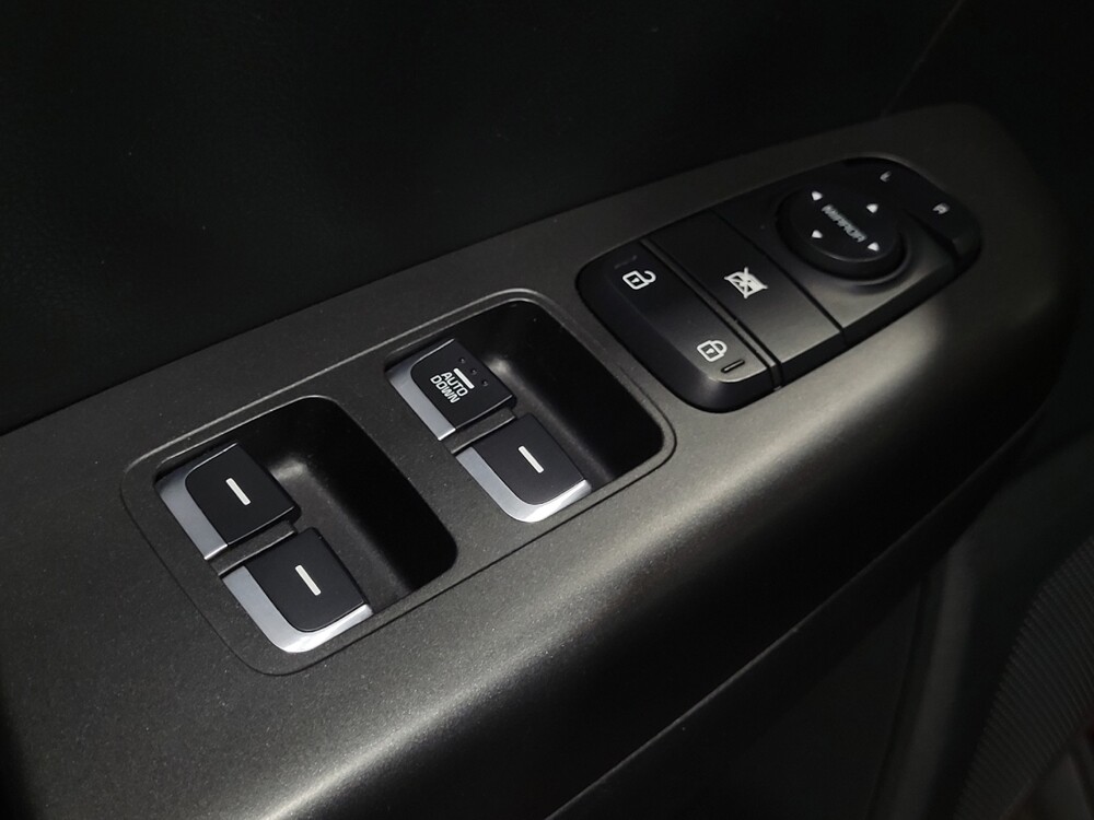 2018 Kia Sportage in Allentown, PA 18103 - 18095132 27