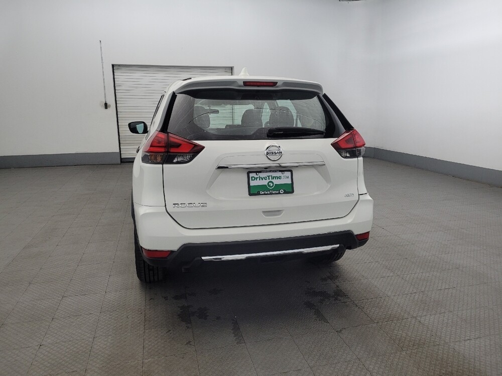 2017 Nissan Rogue in Pittsburgh, PA 15237 - 18095133 6