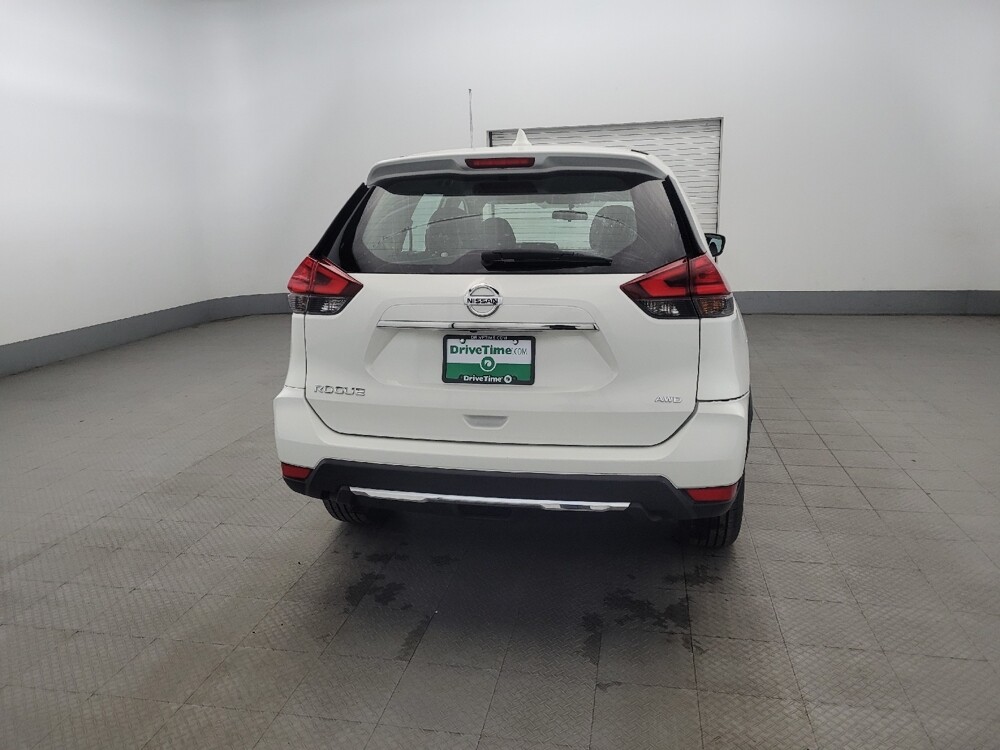 2017 Nissan Rogue in Pittsburgh, PA 15237 - 18095133 7