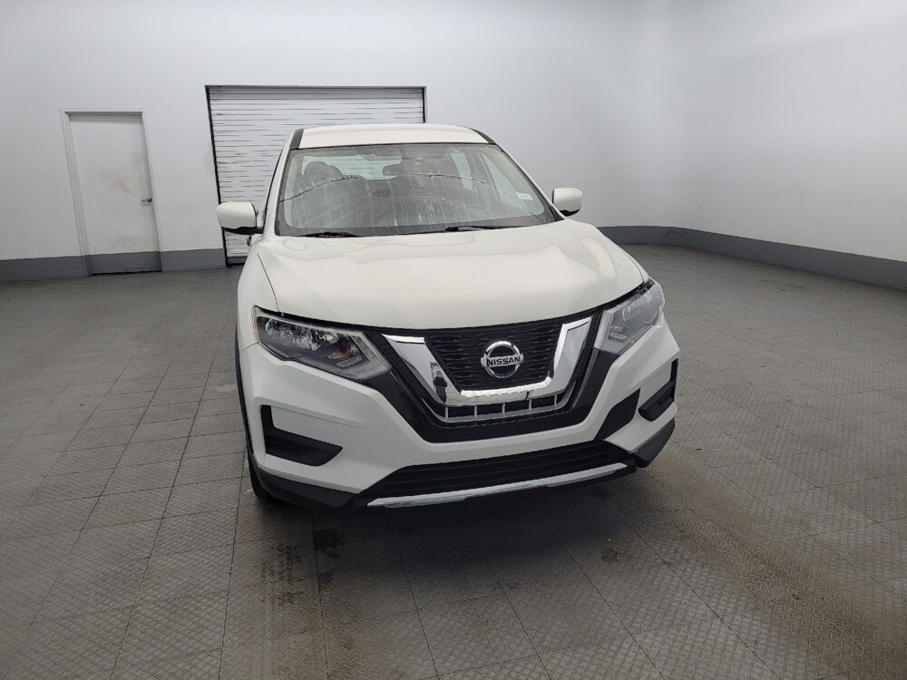 2017 Nissan Rogue in Pittsburgh, PA 15237 - 18095133 14