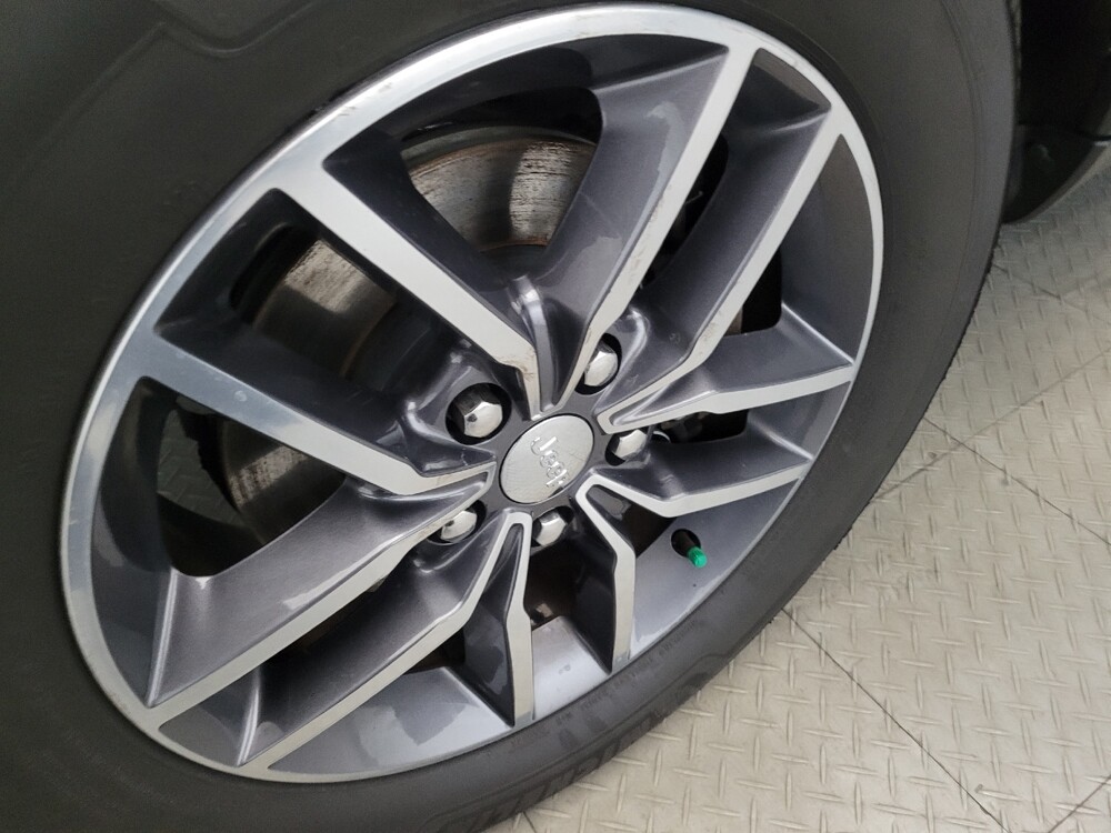 2018 Jeep Grand Cherokee in Pittsburgh, PA 15237 - 18095137 31