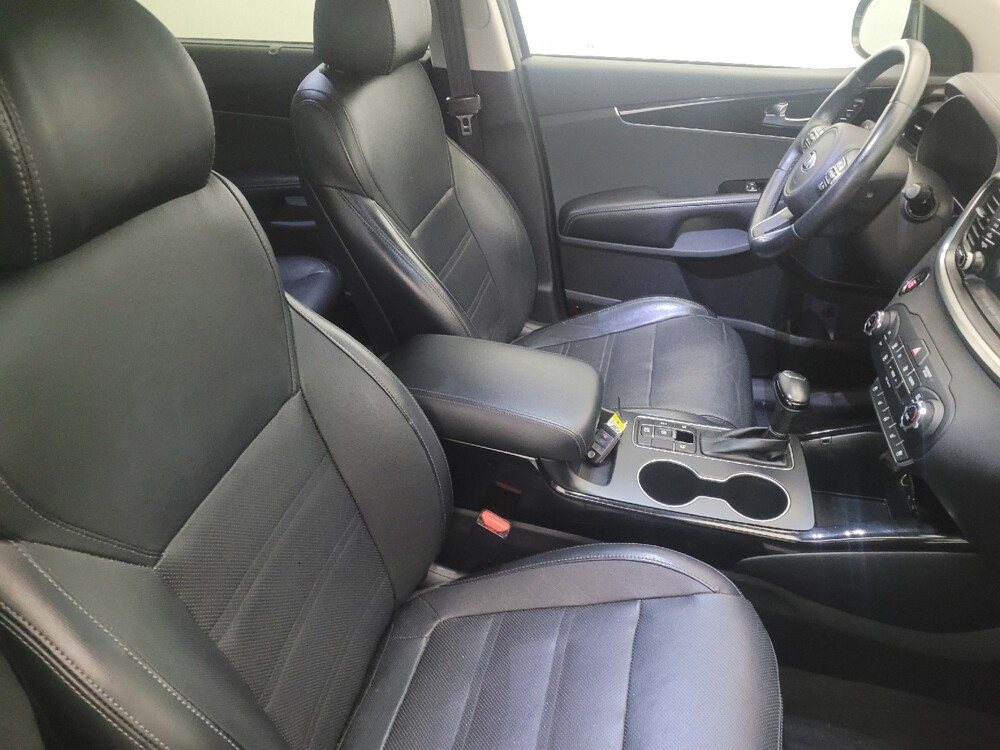 2018 Kia Sorento in Pittsburgh, PA 15237 - 18095140 21