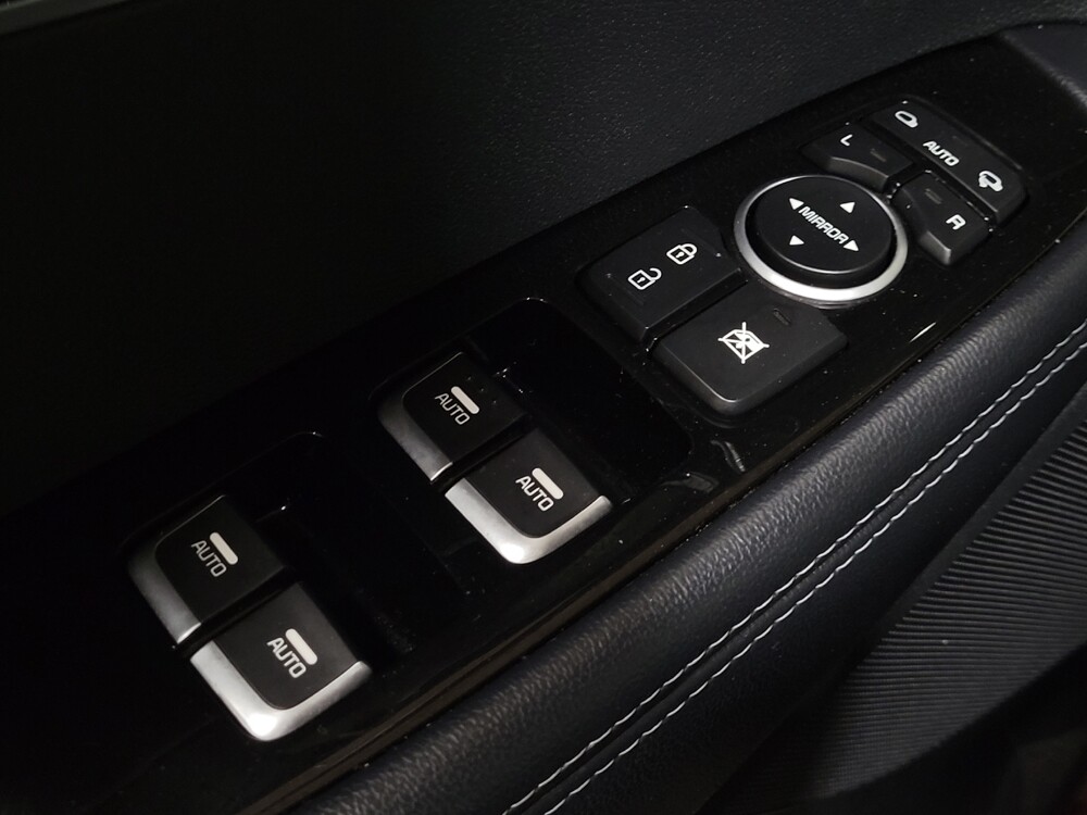 2018 Kia Sorento in Pittsburgh, PA 15237 - 18095140 27