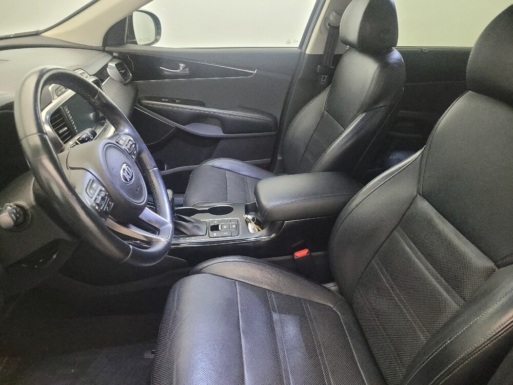 2018 Kia Sorento in Pittsburgh, PA 15237 - 18095140 17