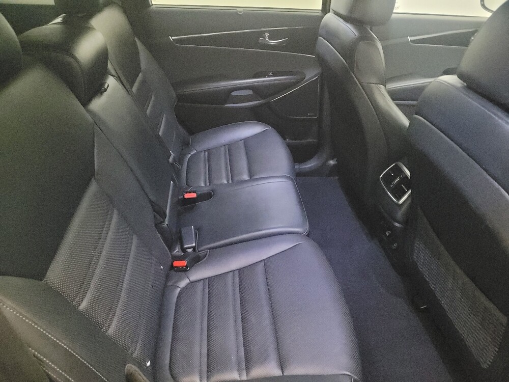 2018 Kia Sorento in Pittsburgh, PA 15237 - 18095140 19