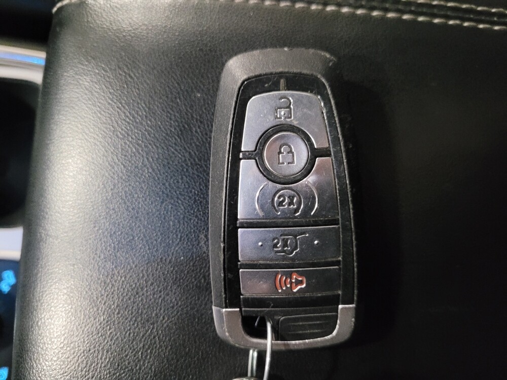 2021 Ford Explorer in Newport News, VA 23601 - 18095142 32