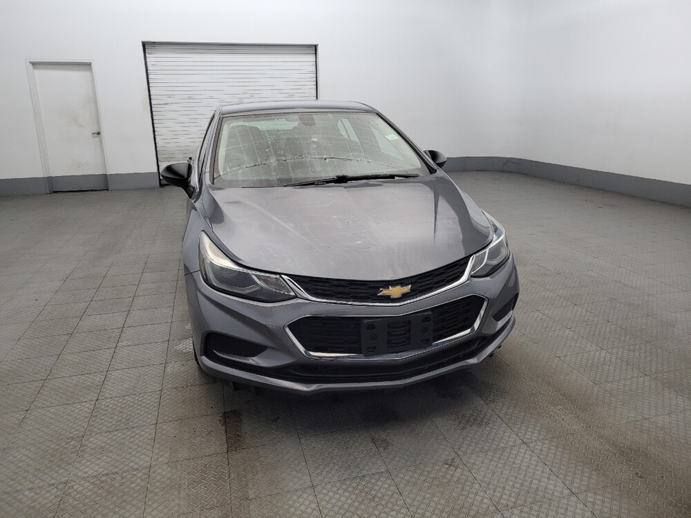 2018 Chevrolet Cruze in Owings Mills, MD 21117 - 18095144 14