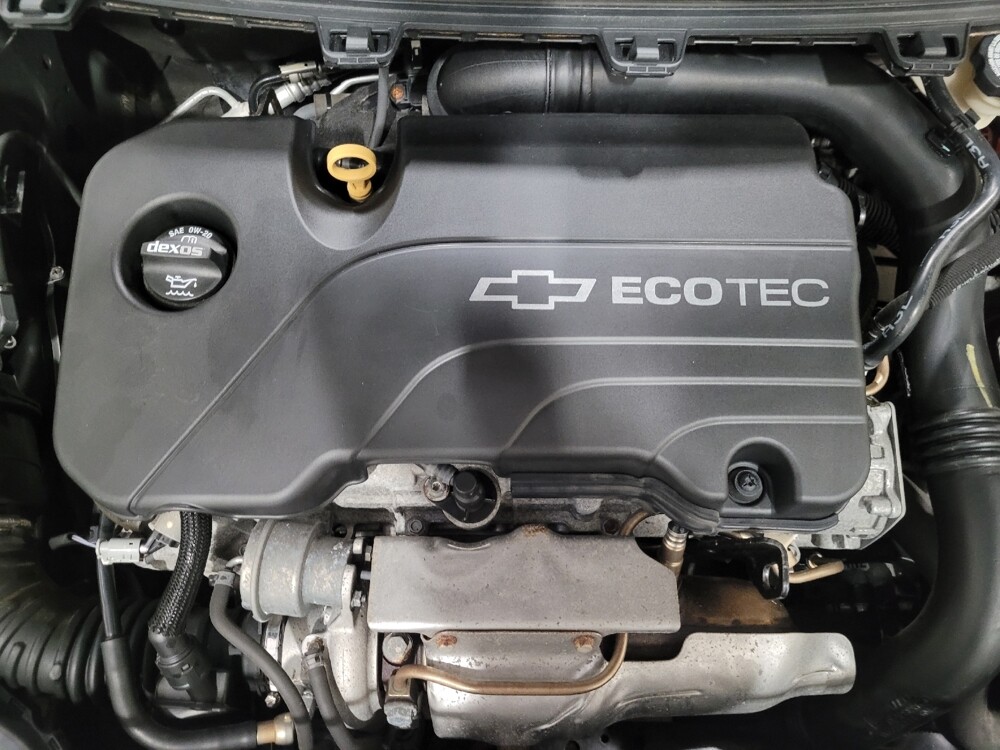 2018 Chevrolet Cruze in Owings Mills, MD 21117 - 18095144 30