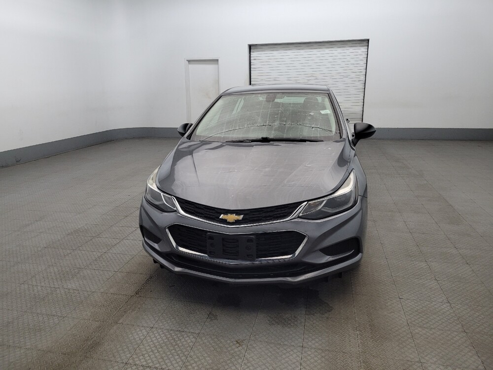 2018 Chevrolet Cruze in Owings Mills, MD 21117 - 18095144 15