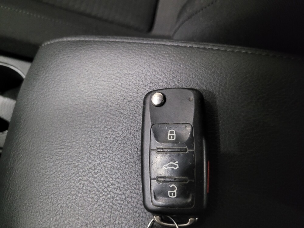 2015 Volkswagen Jetta in Richmond, VA 23235 - 18095146 32