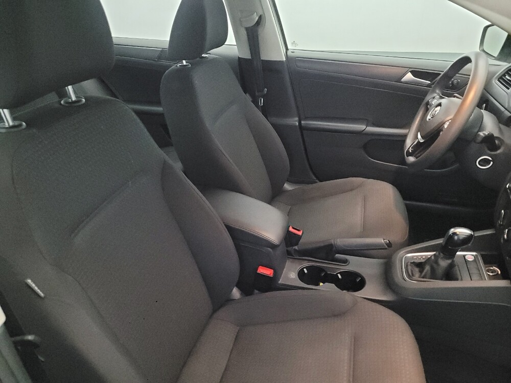 2015 Volkswagen Jetta in Richmond, VA 23235 - 18095146 21