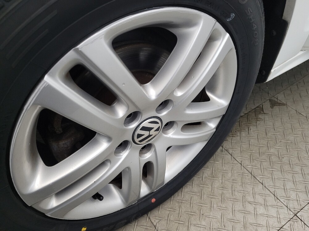 2015 Volkswagen Jetta in Richmond, VA 23235 - 18095146 31