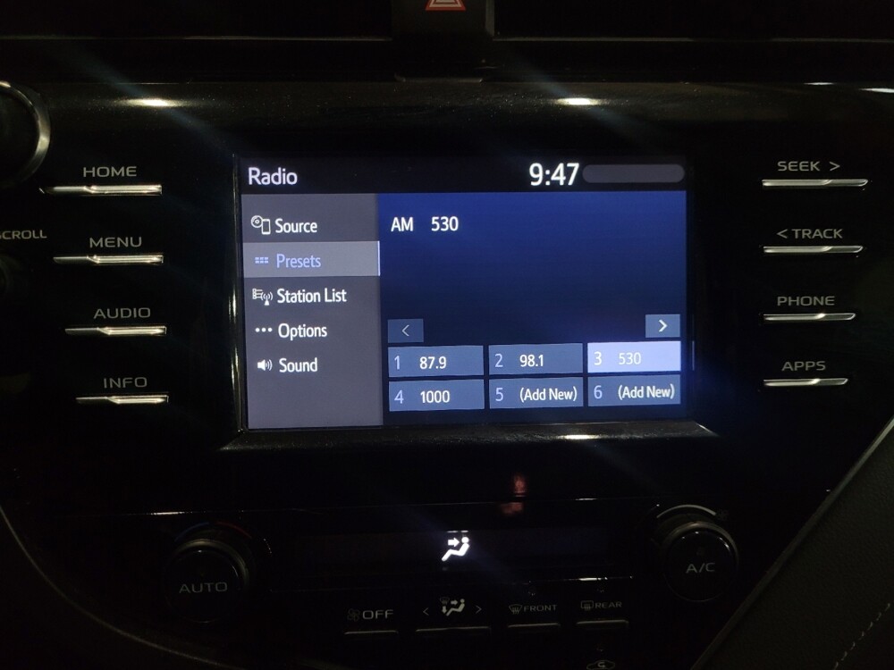 2018 Toyota Camry in New Castle, DE 19720 - 18095149 25