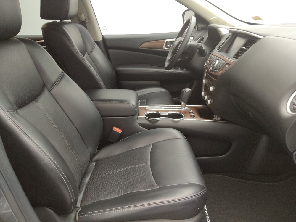 2017 Nissan Pathfinder in Topeka, KS 66611 - 18095154 21