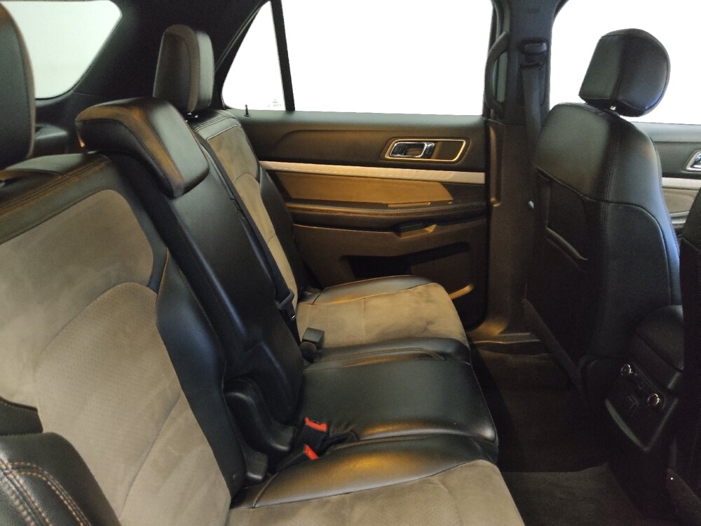 2017 Ford Explorer in Lombard, IL 60148 - 18095156 19