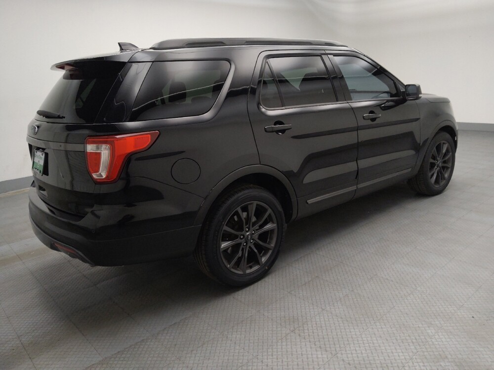 2017 Ford Explorer in Lombard, IL 60148 - 18095156 10