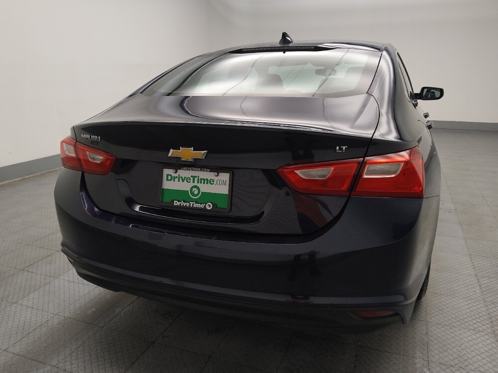 2018 Chevrolet Malibu in Lombard, IL 60148 - 18095157 7