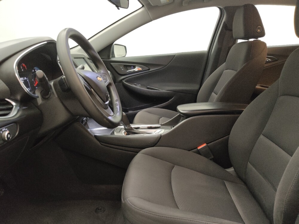 2018 Chevrolet Malibu in Lombard, IL 60148 - 18095157 17