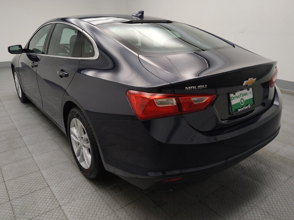 2018 Chevrolet Malibu in Lombard, IL 60148 - 18095157 5