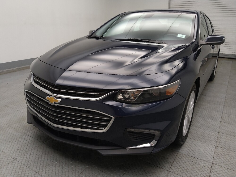 2018 Chevrolet Malibu in Lombard, IL 60148 - 18095157 15