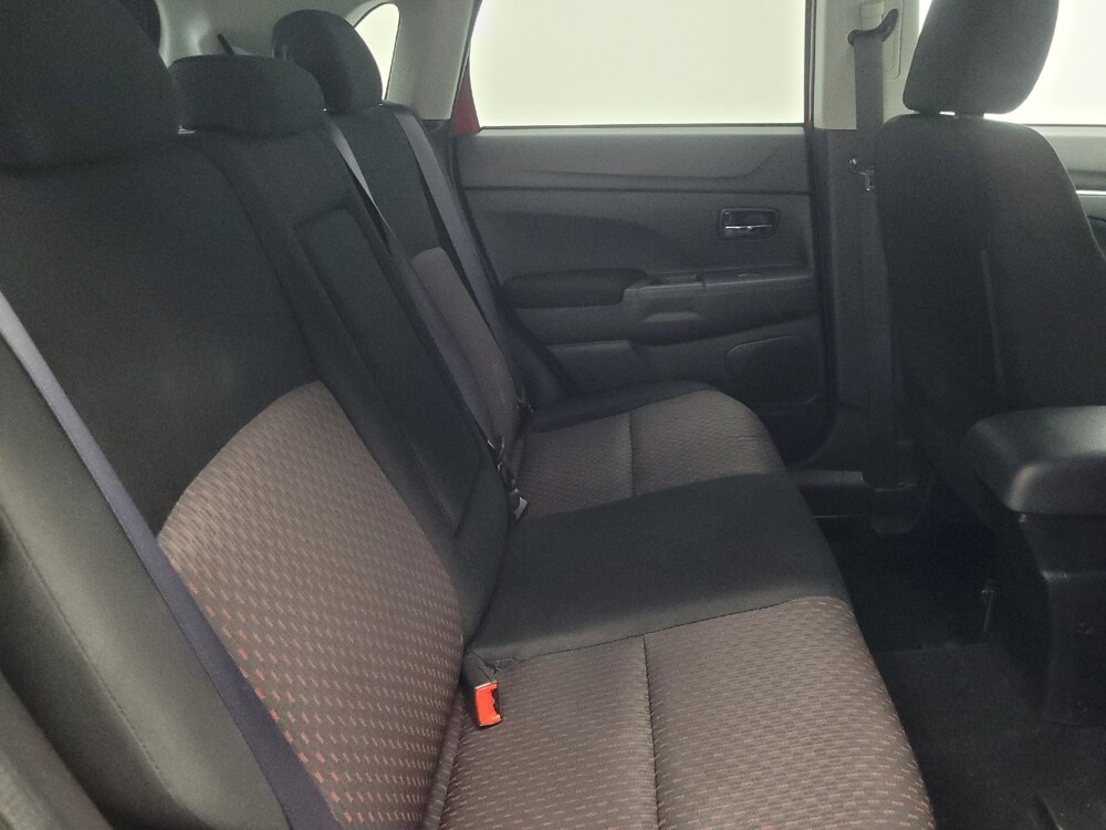 2017 Mitsubishi Outlander Sport in Indianapolis, IN 46219 - 18095165 19