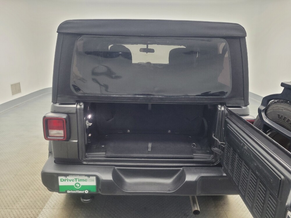 2018 Jeep Wrangler in Ft Wayne, IN 46805 - 18095168 29