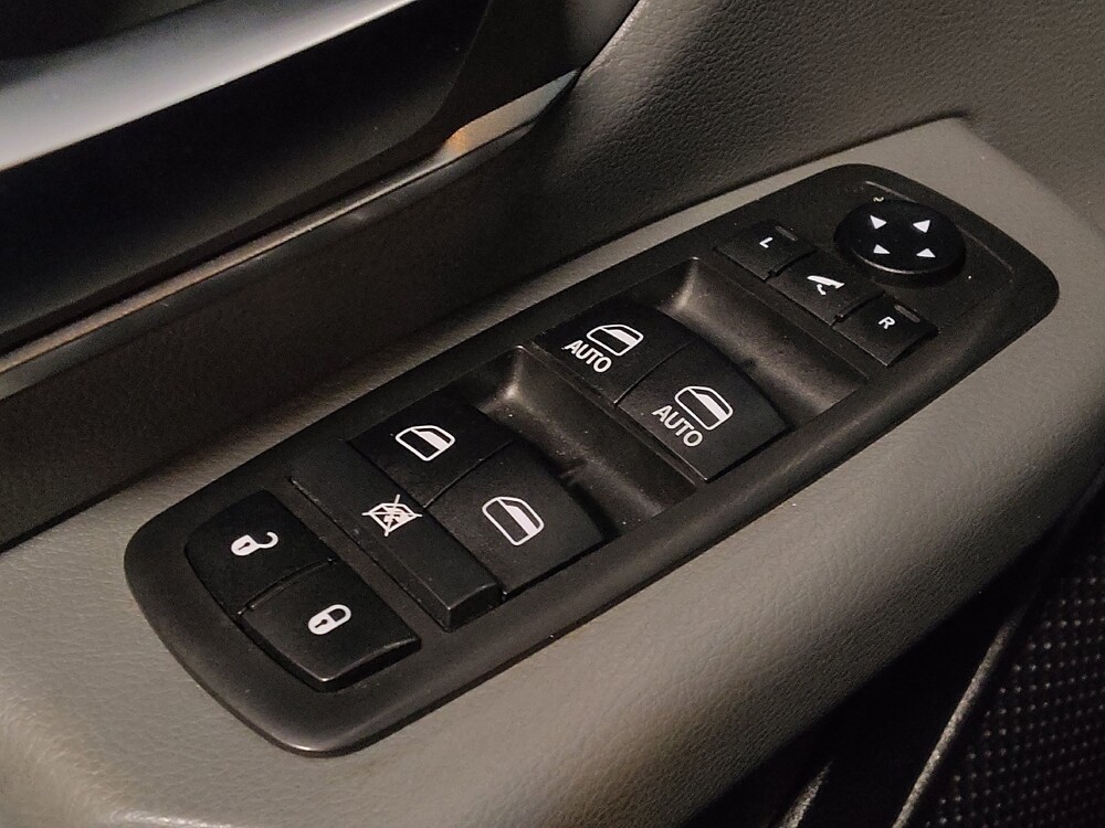 2019 RAM 1500 in Pensacola, FL 32505 - 18095170 27