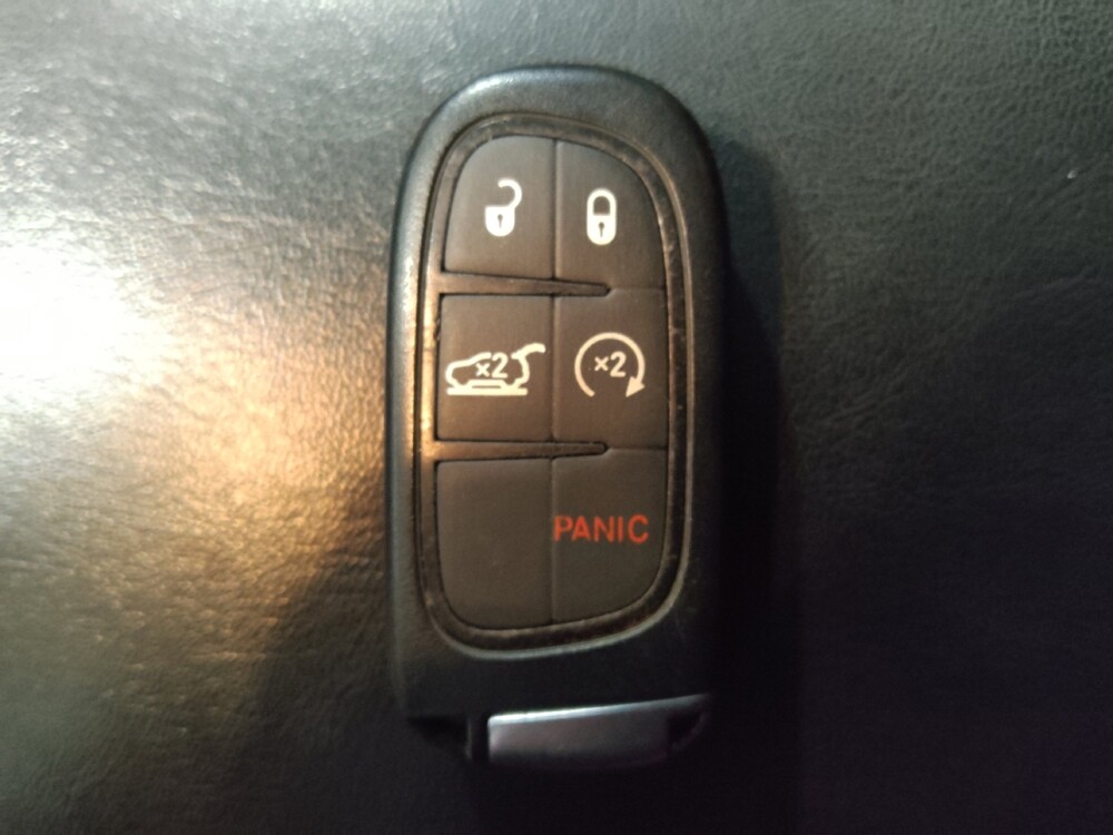 2022 Jeep Cherokee in Orlando, FL 32808 - 18095172 32