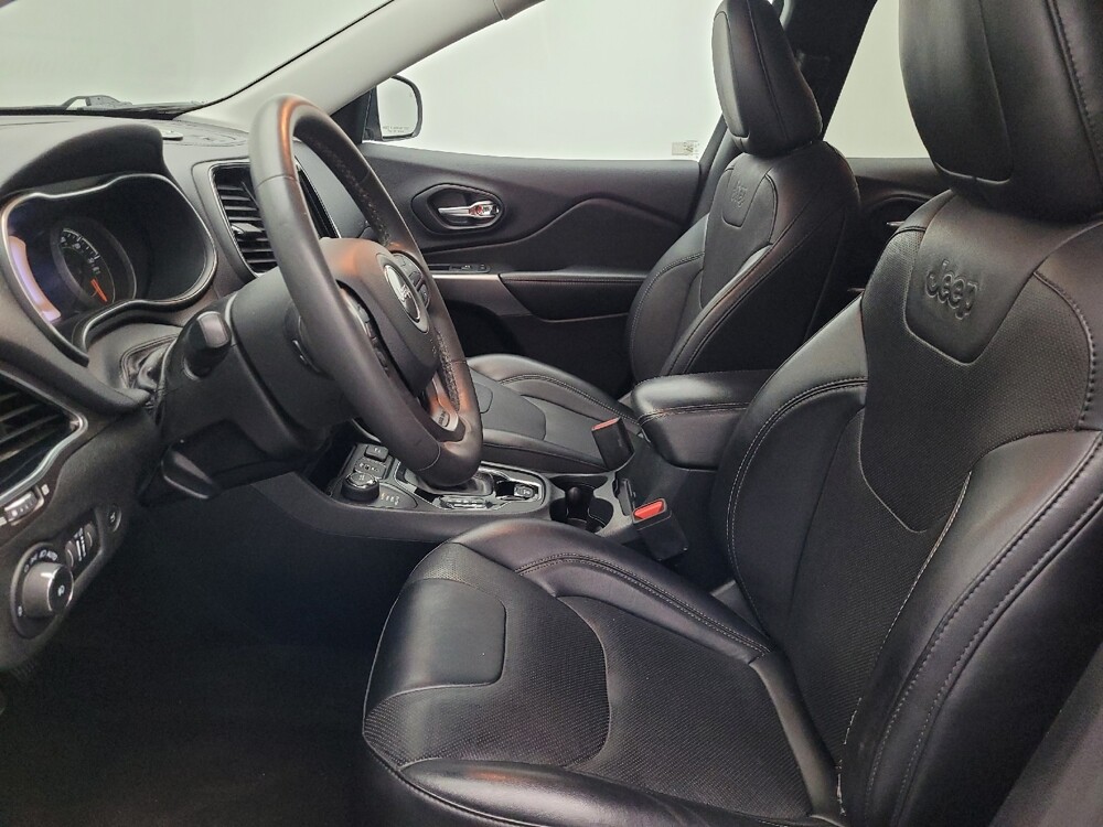 2022 Jeep Cherokee in Orlando, FL 32808 - 18095172 17